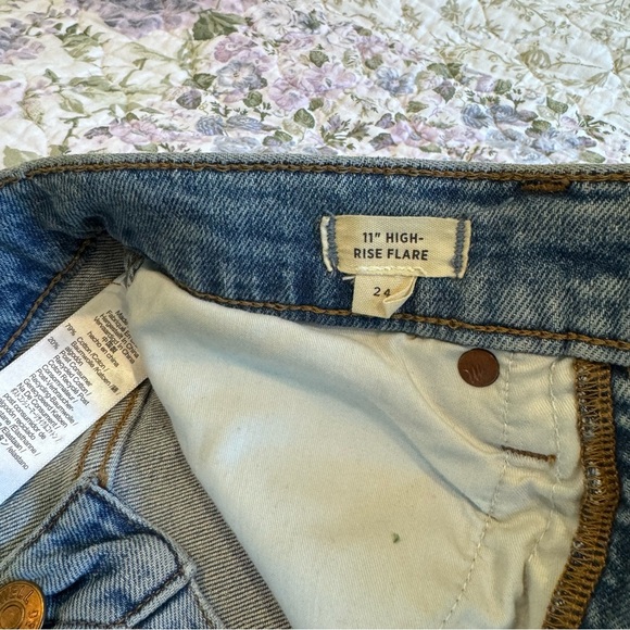 Madewell 11inch High Rise Flare - Picture 10 of 13